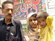  گھر پر حملے اور دھمکیوں کیخلاف ہاری خاتون کا احتجاج