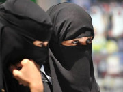 سعودی عرب میں لڑکوں کو چھیڑنے پر پاکستانی لڑکیاں گرفتار