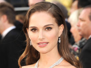 کرس ہیمز ورتھ بہترین انسان ہیں نتالی پورٹمین  