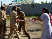 مقبوضہ کشمیر میں خواتین انسانیت سوز تشدد کا آسان شکار