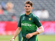 شاہین آفریدی کی انگلش کا دفاع کرنے کے لیے ڈین جونز میدان میں آگئے