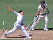 نوبال نسیم کے بعد موسیٰ بھی ڈیبیو میچ میں وارنر کی وکٹ سے محروم