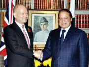 مسئلہ کشمیر بھارت کا ثالثی کو مسترد کرنا معاملہ ٹالنے والی بات ہے نواز شریف