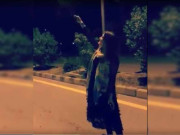 پشاور میں خاتون کی فائرنگ کرنے کی ویڈیو وائرل پولیس کے چھاپے