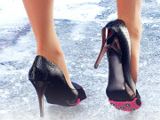 اونچی ہیلزجان لیوا ثابت ہو سکتی ہیں