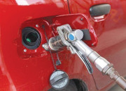 تیل کی قیمتوںمیںاضافے سے ہرگھرکابجٹ غیرمتوازن ہوجائیگا