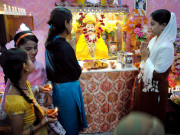 گھارو ہندوؤں کے مذہبی تہوار دیوالی پر رنگا رنگ تقاریب شہر بھر میں چراغاں 