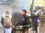 بھارتی پولیس کی مسلمانوں کو پاکستان بھیجنے کی دھمکی