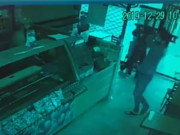 کلفٹن کے ریسٹورنٹ میں بگڑے نواب زادے کی ہنگامہ آرائی فوٹیج وائرل