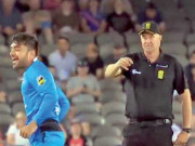 بگ بیش  امپائر گریگ ڈیوڈسن نے راشد کی خوشیاں خاک میں ملادیں