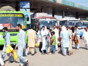 گورنر پنجاب سے کامیاب مذاکرات کے بعد ٹرانسپورٹرز نے ہڑتال ختم کردی