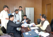 بلدیاتی انتخابات بلوچستان میں امیدواروں کے کاغذات نامزدگی کی جانچ پڑتال  