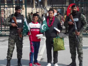 بھارت نے 2 شہری پاکستانی حکام کے حوالے کردیئے