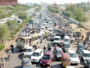 نجی اسکولوں کا پھیلاؤ بیشتر علاقوں شاہراہوں پر ٹریفک جام کا مسئلہ گمبھیر