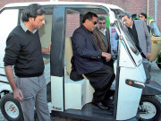 ملک کی پہلی تھری وہیلر برقی گاڑی لانچ کردی گئی