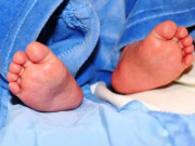 سفاک باپ نے 8 ماہ کی بیمار بیٹی قتل کرکے صحن میں دبا دی