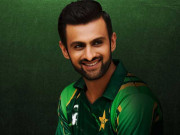 شعیب ملک 4 دہائیوں میں انٹرنیشنل کرکٹ کھیلنے والے دنیا کے آٹھویں کرکٹر