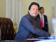 وزیراعظم کی سوشل میڈیا قوانین پر اسٹیک ہولڈرز کو اعتماد میں لینے کی ہدایت