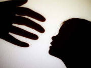 خیبرپختونخوا میں بچوں پر تشدد کے ملزمان کے لیے سخت سزا کا قانون تیار