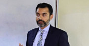 پاکستان کی برآمدات بہت کم ہیں ایسے ملک نہیں چلتا گورنر اسٹیٹ بینک