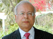 ریلوے کو خسارے سے نکالنے کیلیے ڈاکٹر عشرت حسین کو ٹاسک 