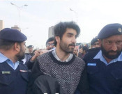 برقع پہن کر عورت مارچ میں شریک ہونے والا نوجوان گرفتار