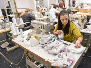 کورونا وائرس فیشن بلغاریہ میں دیدہ زیب ماسک فروخت ہونے لگے