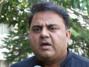 فواد چوہدری نے کورونا ٹیسٹ کے بعد مکمل آئسولیشن اختیار کرلی