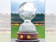 ورلڈکپ 1992 بورڈ نے ٹرافی قذافی اسٹیڈیم میں سجا دی