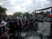 تھائی حکومت اور اپوزیشن کے درمیان مذاکرات ناکام وزیراعظم کا مستعفی ہونے سے انکار 