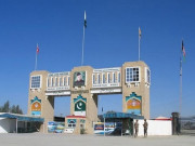 افغان حکومت کی درخواست پر پاک افغان سرحد یکطرفہ ٹرانسپورٹ کے لیے کھول دی گئی