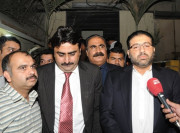 ایکسپریس پر حملہ کرنے والوں کو نہیں بخشیں گے اویس مظفر