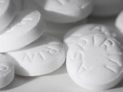 اسپرین کا مسلسل اور طویل استعمال کینسر سے بچانے میں مددگار