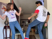 مہوش حیات ’’بوتل کیپ چیلنج‘‘ کے بعد ’’اونانا چیلنج‘‘ کی بھی چیمپئن