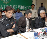 سیاسی جماعتیں اپنی صفوں میں موجود 500 مجرم حوالے کریں سندھ پولیس