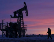 خام تیل کی قیمتوں میں ایک بار پھر کمی کا رجحان