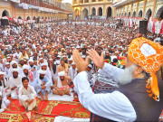 آئی ایم ایف اور ورلڈ بینک نے ہماری ناکہ بندی کی ہوئی ہے فضل الرحمن