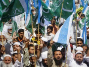 کراچی میں کاروبار کھلوانے کیلیے جماعت اسلامی کا تاجروں کے ہمراہ مظاہرہ