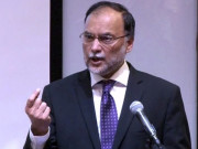 حکومت کورونا سے نہیں اپوزیشن سے لڑ رہی ہے احسن اقبال