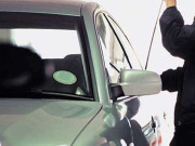 گھروں کے باہر کھڑی گاڑیاں غیر محفوظ قیمتی سامان چوری ہونے لگا