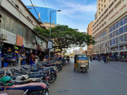 ایس او پی کی خلاف ورزی پر کراچی کی پانچ بڑی مارکیٹیں سیل