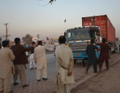 امریکا نے طورخم کے راستے نیٹو سپلائی روک دی تدبیری کامیابی ملی تحریک انصاف دھرنے جاری