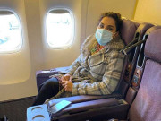 امریکا سے وطن واپسی پر میرا کا کورونا ٹیسٹ کیلئے سیمپل لے لیا گیا