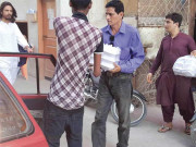 ضرورت مند گھرانوں کی مدد کیلیے شہری کا انوکھا طریقہ