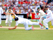 انگلینڈ نے آسٹریلیا پر غلبے کا سنہری موقع گنوا دیا 3 کیچز ڈراپ