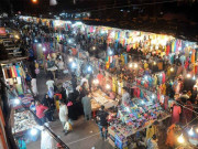 چاند رات بازاروں میں خریداروں نے ایس او پیز کی دھجیاں اڑا دیں