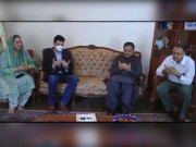 وزیراعلیٰ کی طیارہ حادثے میں شہید پائلٹ کے گھر آمد اہلخانہ سے تعزیت