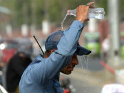 ملک کے مختلف علاقے عید کے دوسرے روز شدید گرمی کی لپیٹ میں