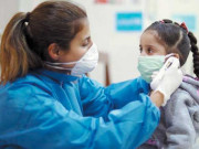 بچوں کو کووڈ 19 سے کتنا خطرہ ہےکیا وہ وائرس پھیلا سکتے ہیں