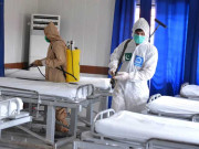 کورونا سے نمٹنے کیلیے کراچی میں مزید 5 اسپتال قائم کرنے کا فیصلہ